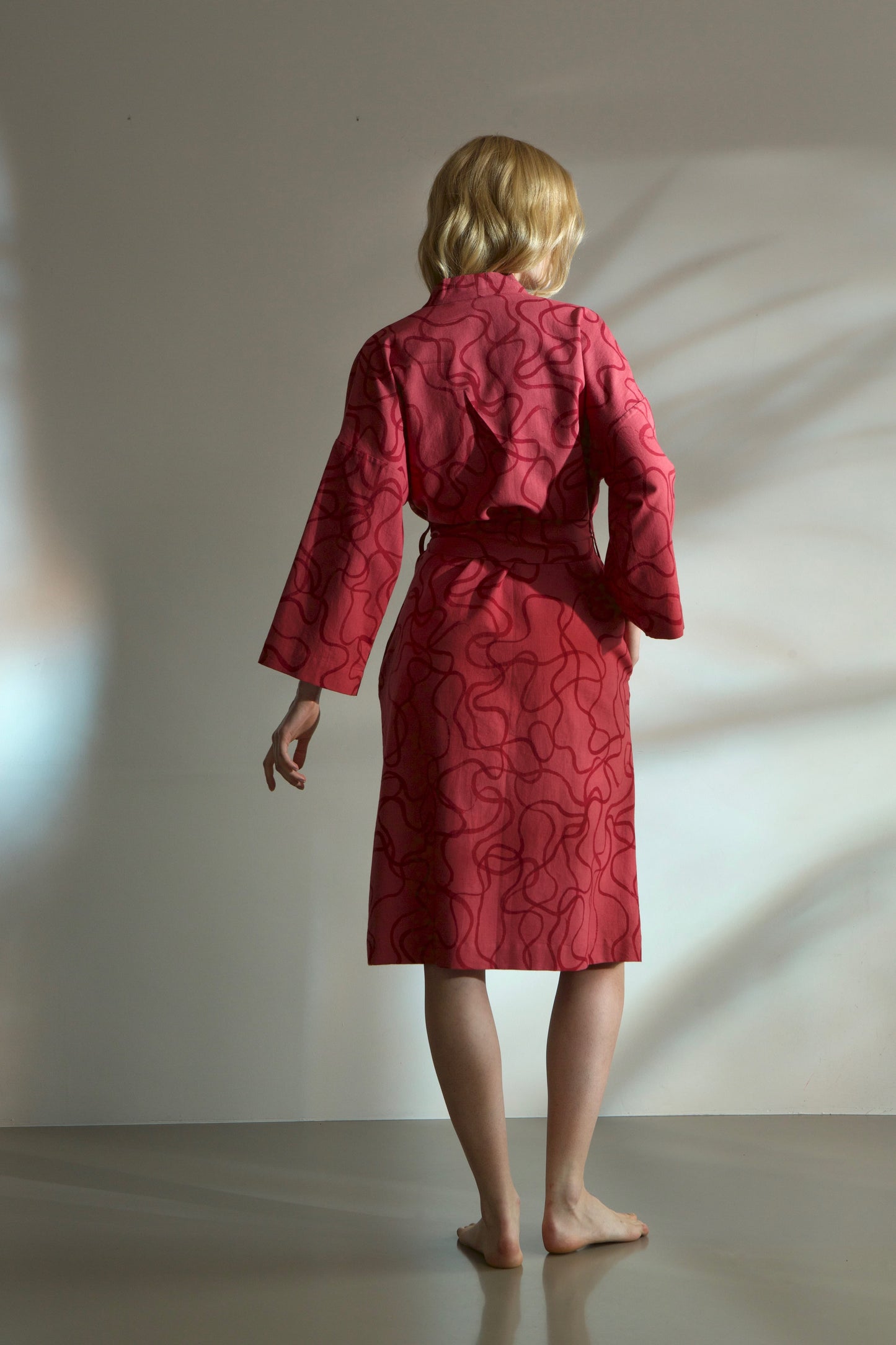 RobeDeVoyage Robes OS Garnet Scribble