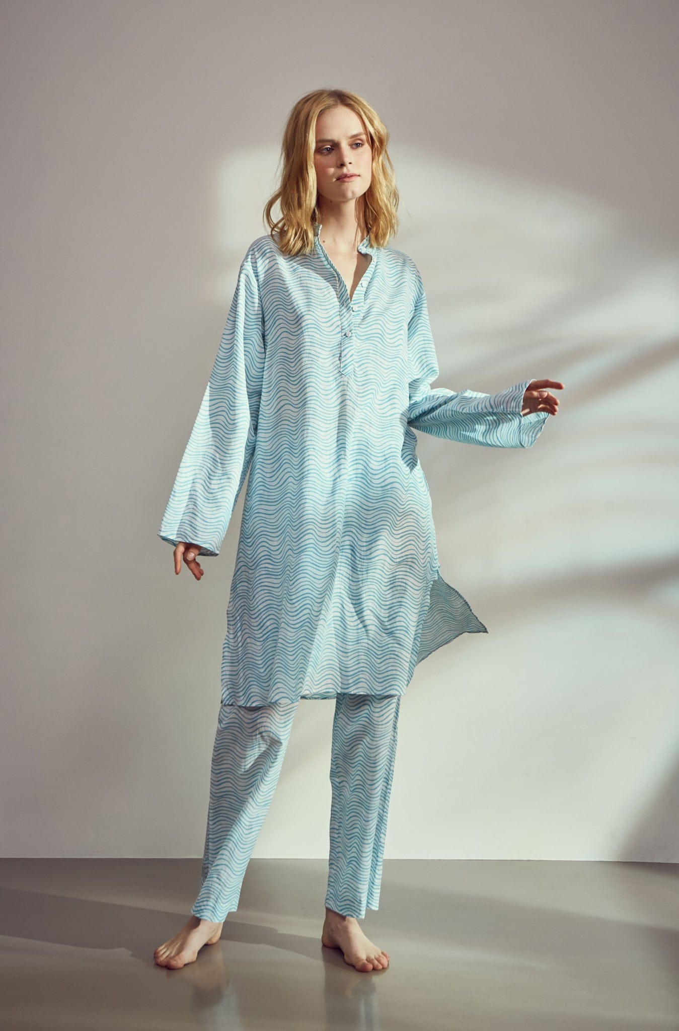 RobeDeVoyage nightshirts OS Aquamarine Ripples