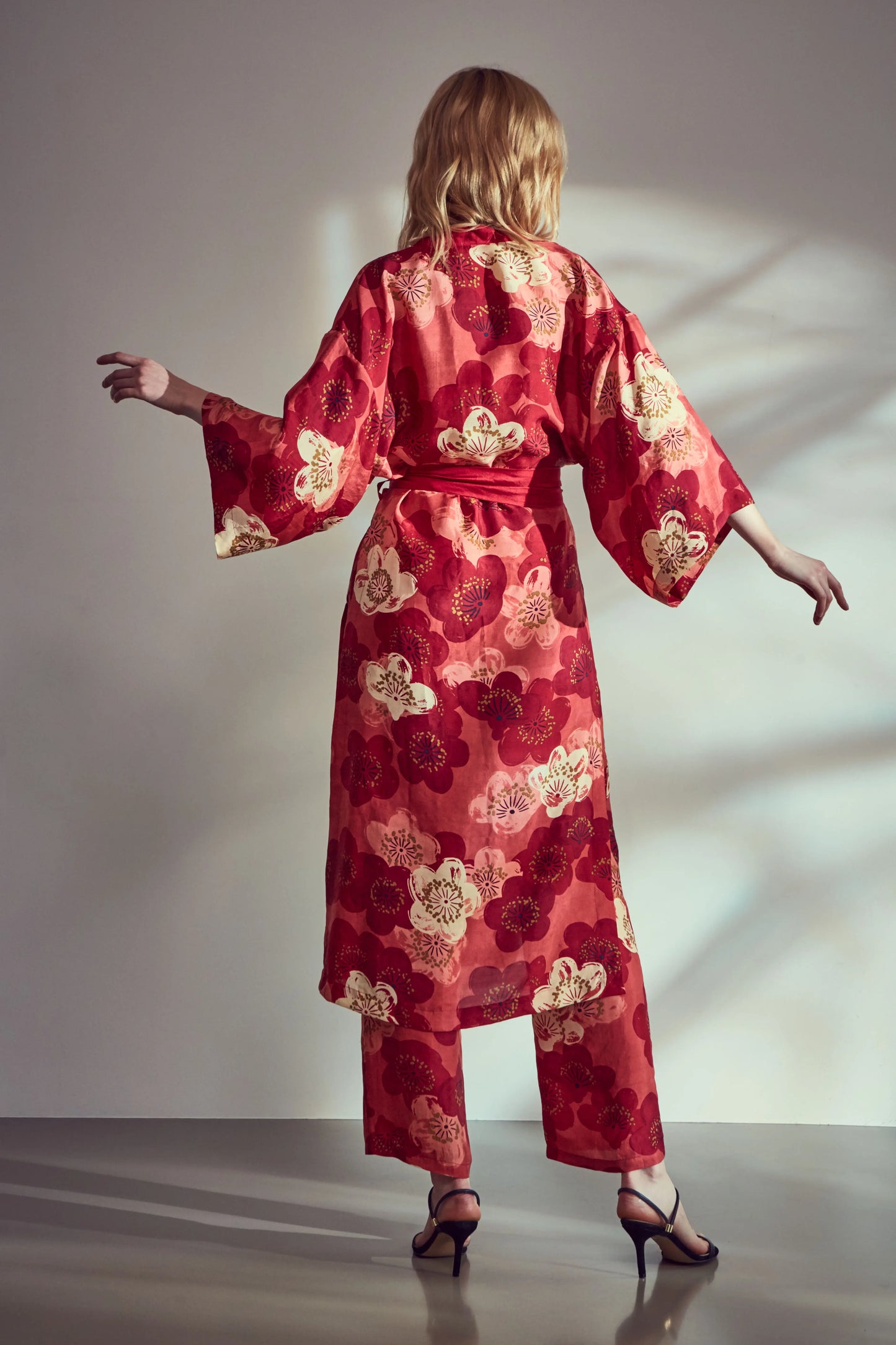 Topaz Blooms silk kimono