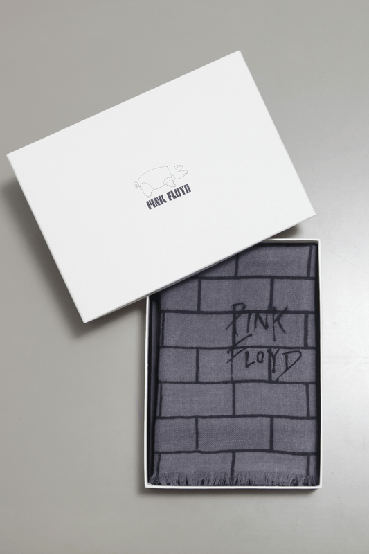 RobeDeVoyage Scarves Obsidian Wall