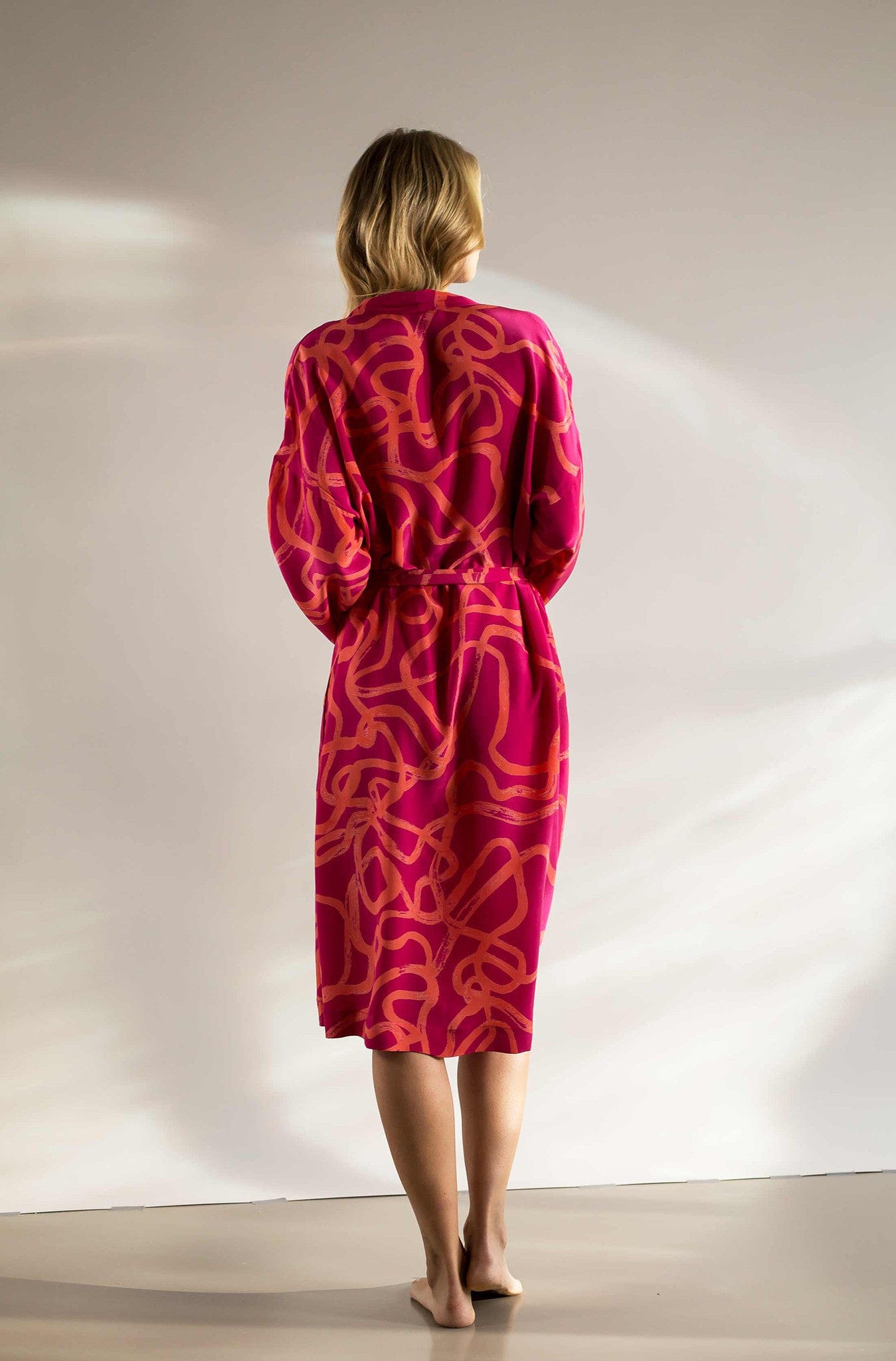 RobedeVoyage One Size Firebird Scribble